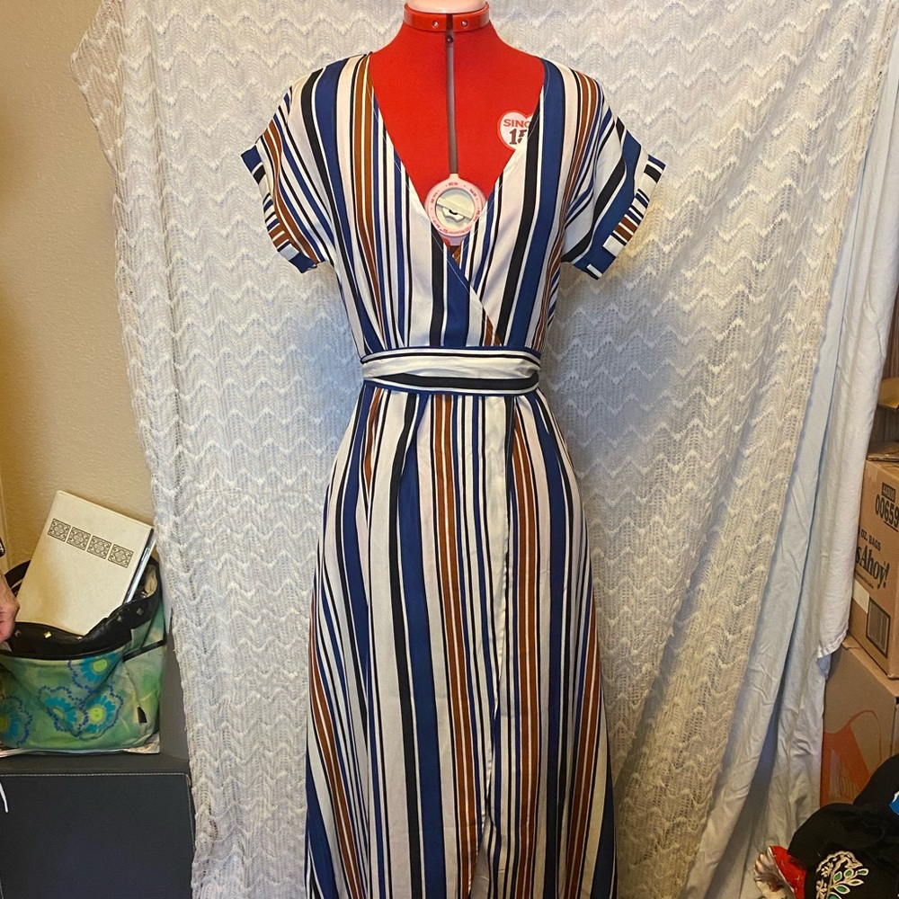 Cute summer maxi dress size medium